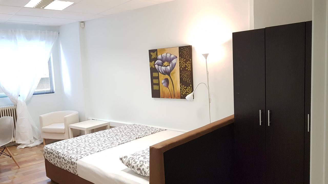 Errathens Cherry And Berry Apartments - Athens Center Extérieur photo
